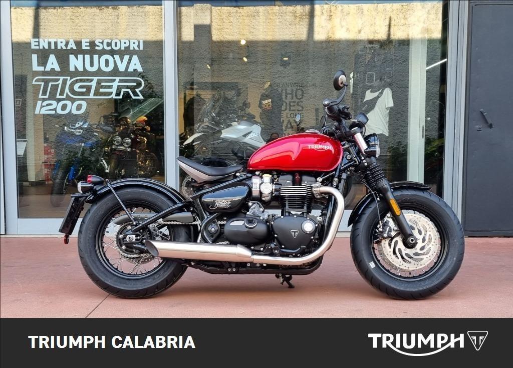 TRIUMPH Bonneville 1200 Bobber 