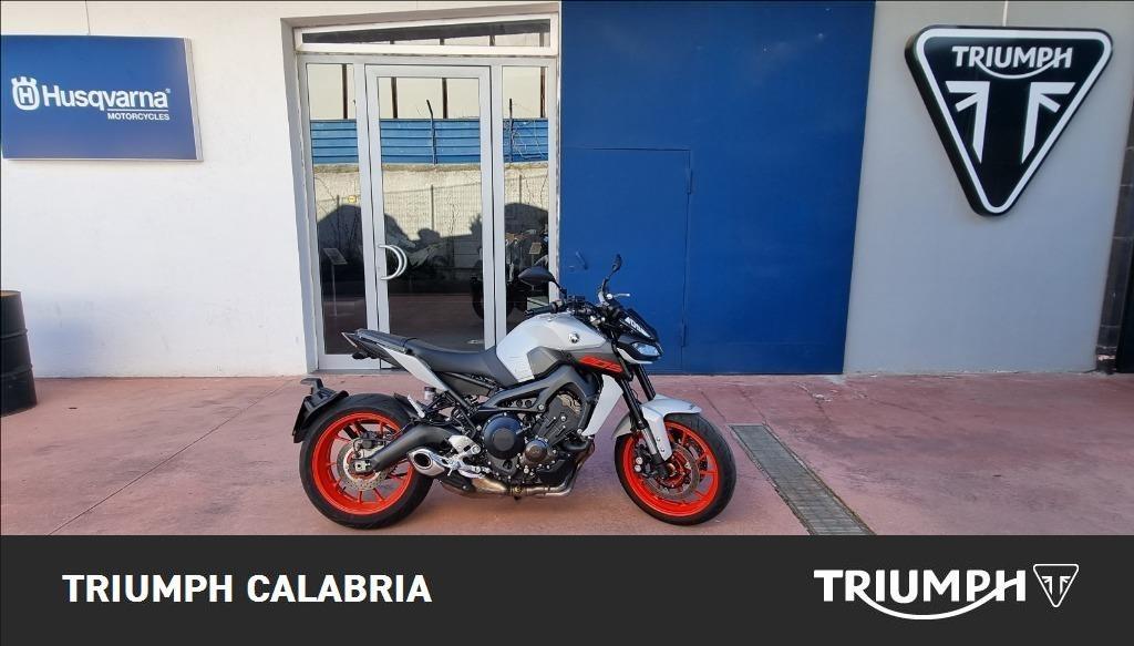 YAMAHA MT-09 850 Abs