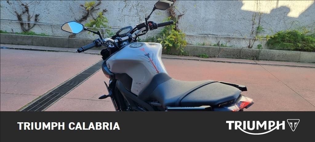 YAMAHA MT-09 850 Abs