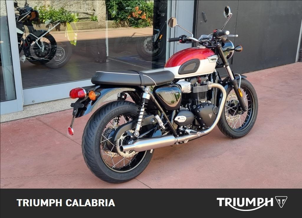 TRIUMPH Bonneville 900 T100 