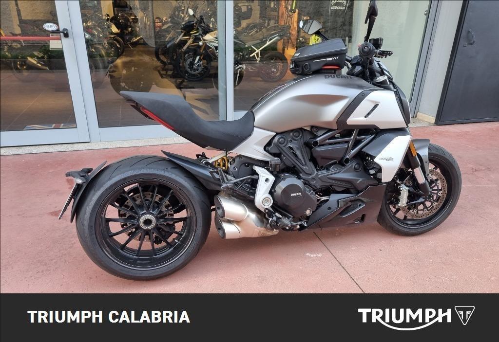 DUCATI Diavel 1260 Sandstone Grey