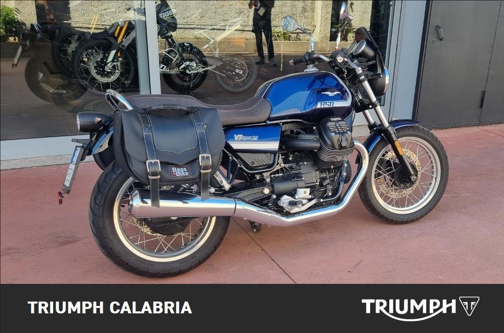 MOTO GUZZI V7 850 Stone Special Abs