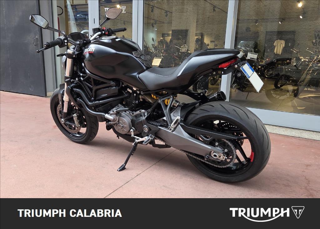 DUCATI Monster 821 Dark