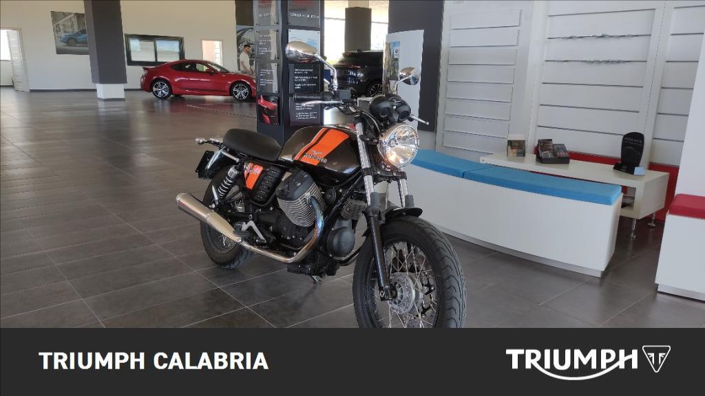 MOTO GUZZI V7 750 Special