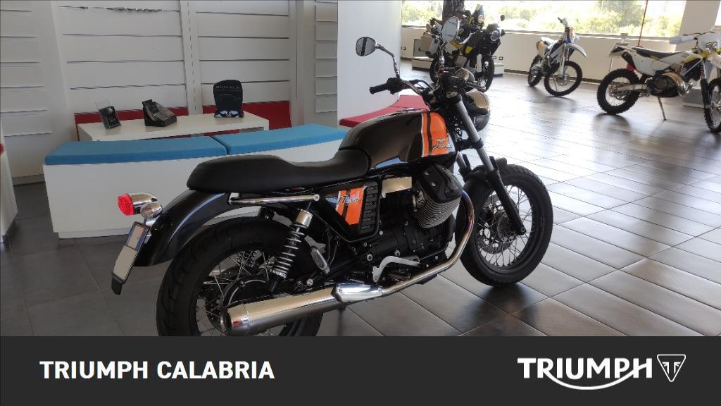 MOTO GUZZI V7 750 Special