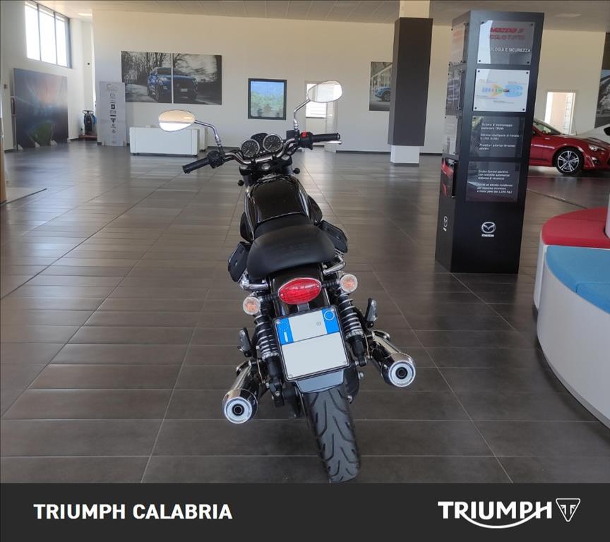 MOTO GUZZI V7 750 Special