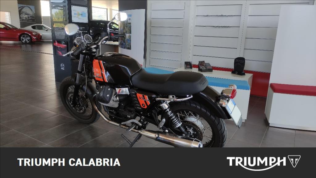MOTO GUZZI V7 750 Special