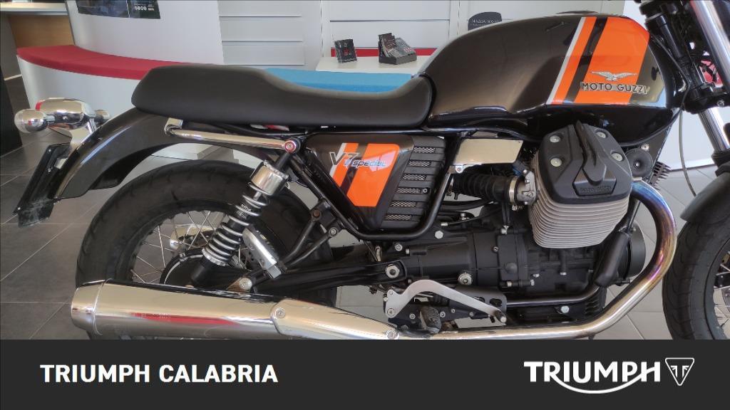 MOTO GUZZI V7 750 Special