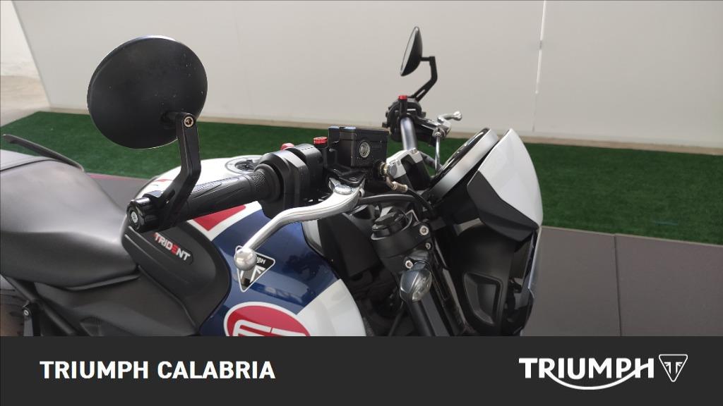 TRIUMPH Trident 660 Triple Tribute Abs