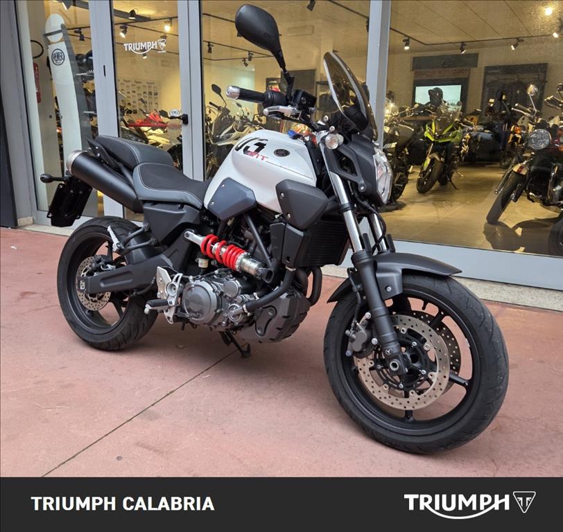 YAMAHA MT-03 660 