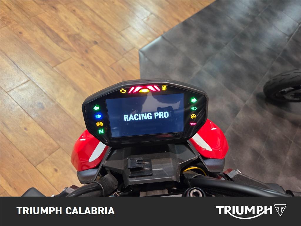 DUCATI Streetfighter V2 955 Red