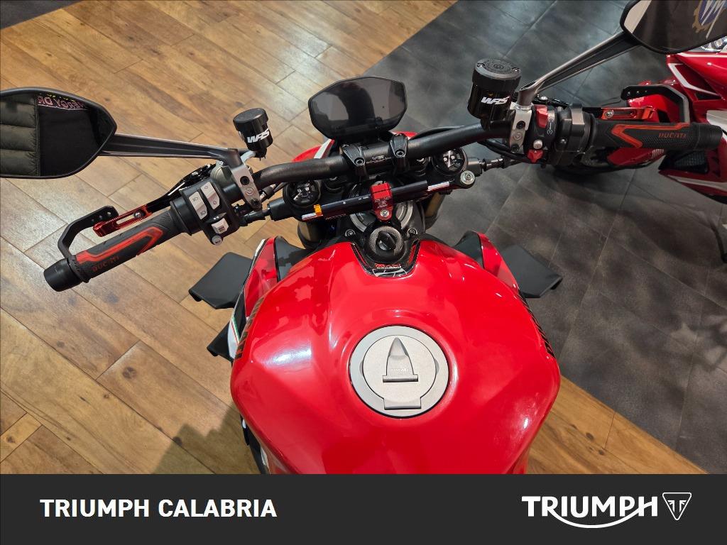 DUCATI Streetfighter V2 955 Red