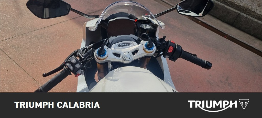 TRIUMPH Speed Triple 1200 RR Abs