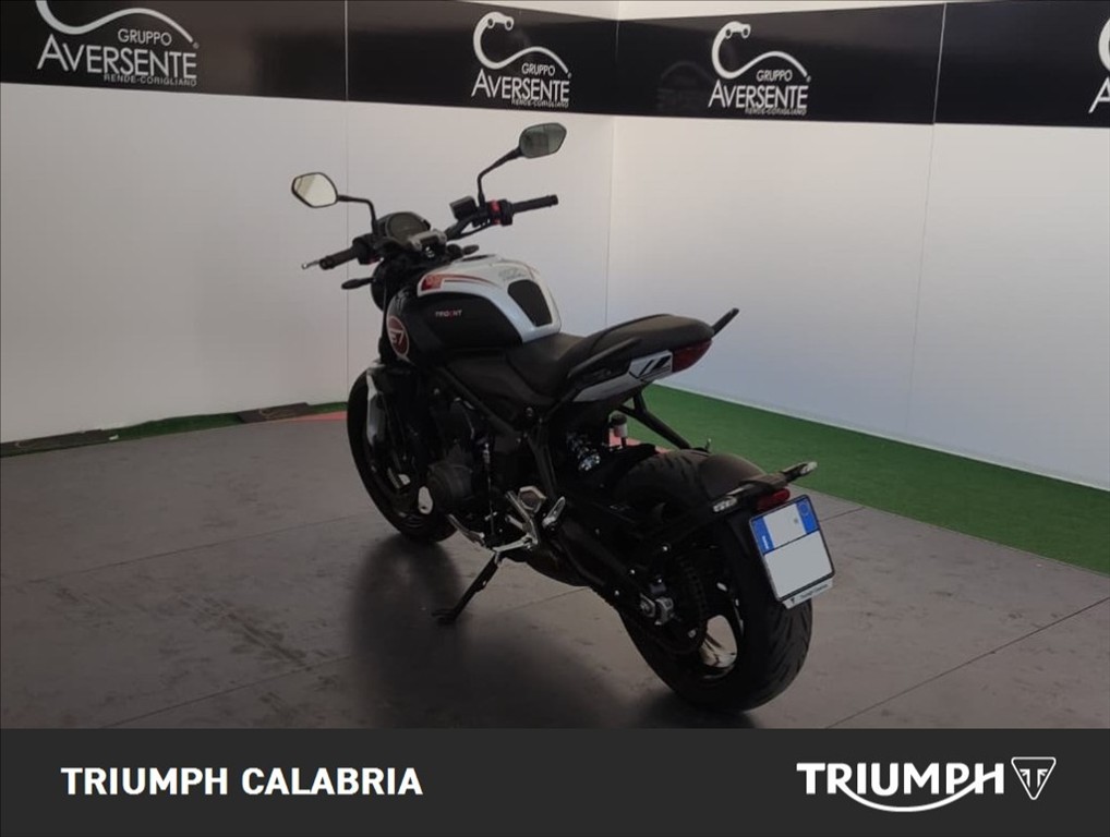 TRIUMPH Trident 660 Triple Tribute dep.A2 Abs