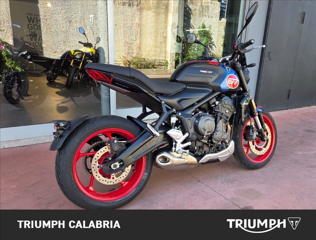 TRIUMPH Trident 660 Triple Tribute Abs