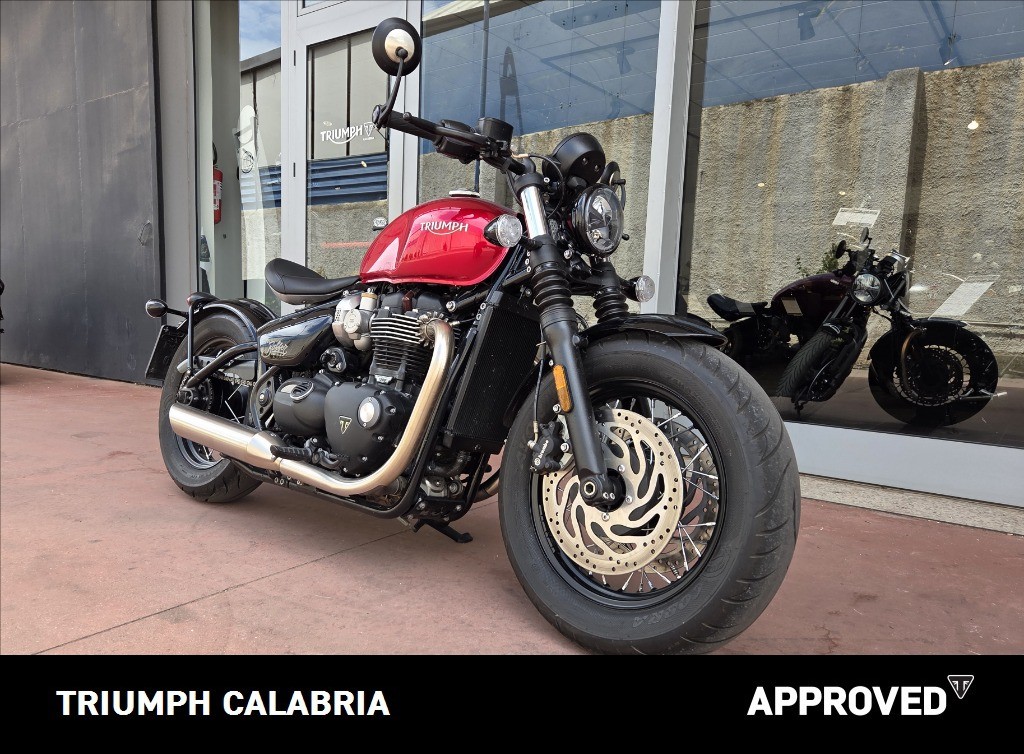 TRIUMPH Bonneville 1200 Bobber E5