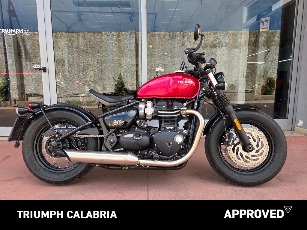 TRIUMPH Bonneville 1200 Bobber E5
