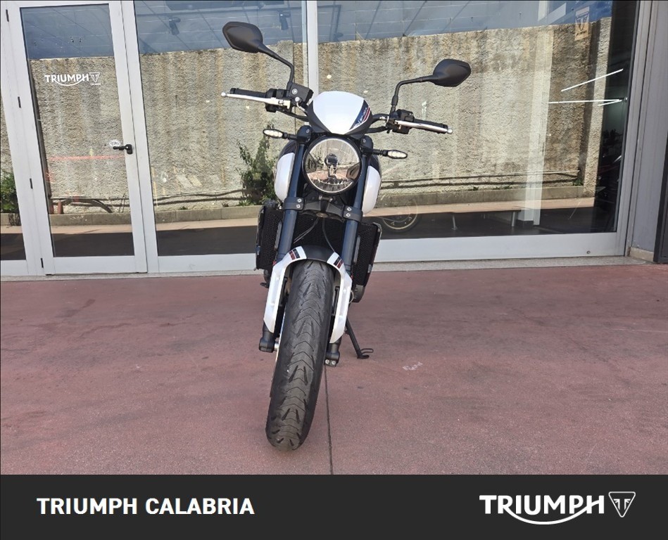 TRIUMPH Trident 660 Triple Tribute Abs