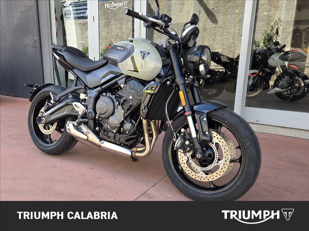 TRIUMPH Trident 660 Jet Black Abs