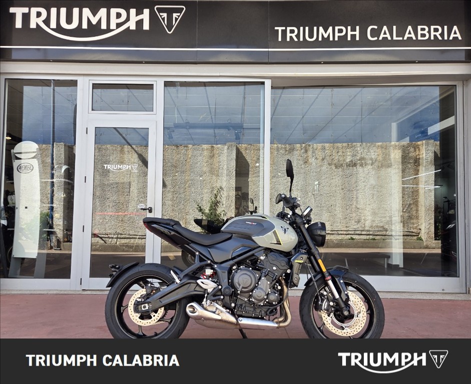 TRIUMPH Trident 660 Jet Black Abs