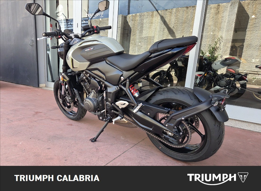 TRIUMPH Trident 660 Jet Black Abs