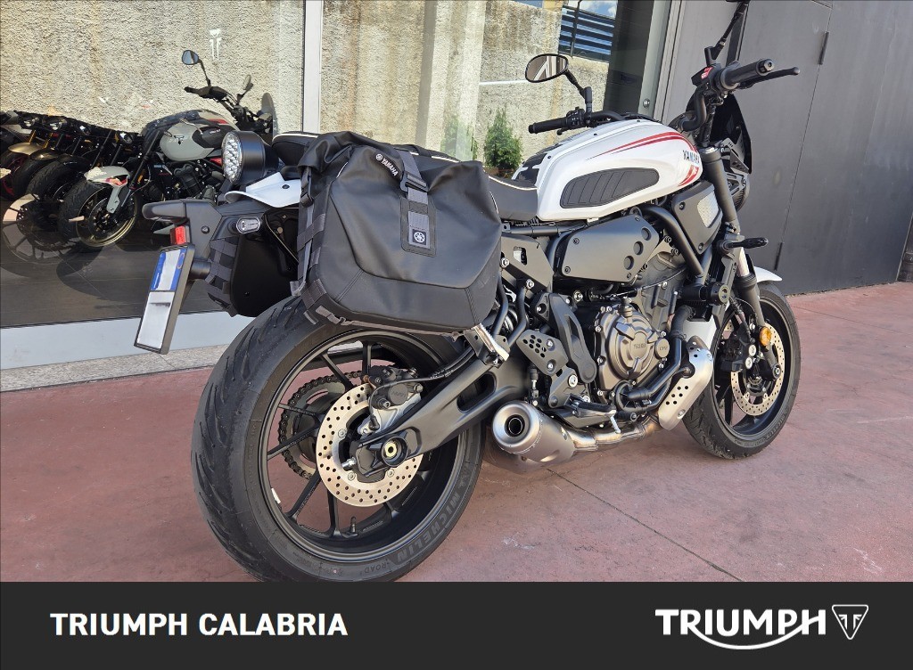 YAMAHA XSR 700 Abs