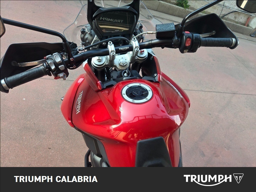 TRIUMPH Tiger 800 XCA Abs