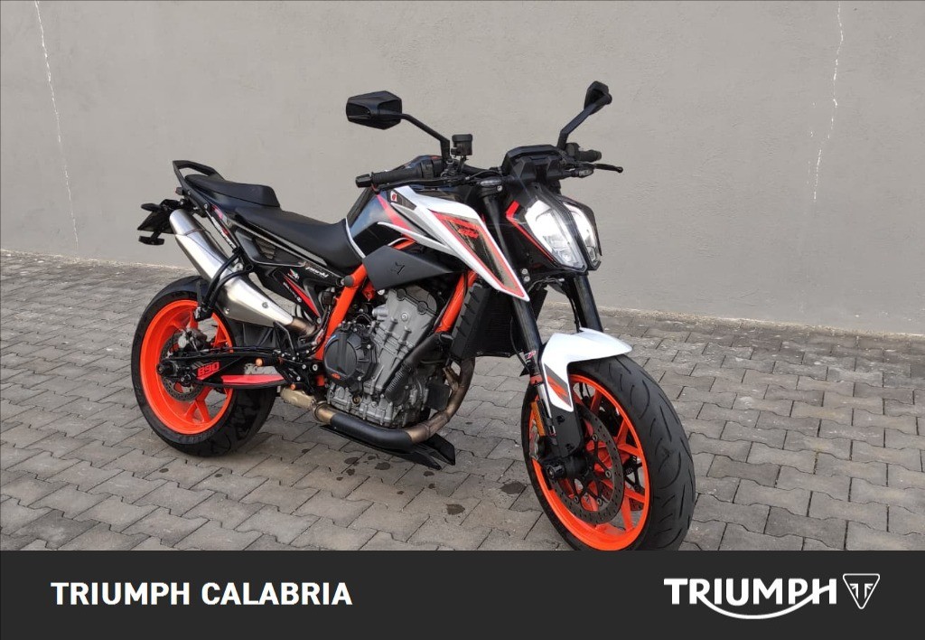 KTM 890 Duke R