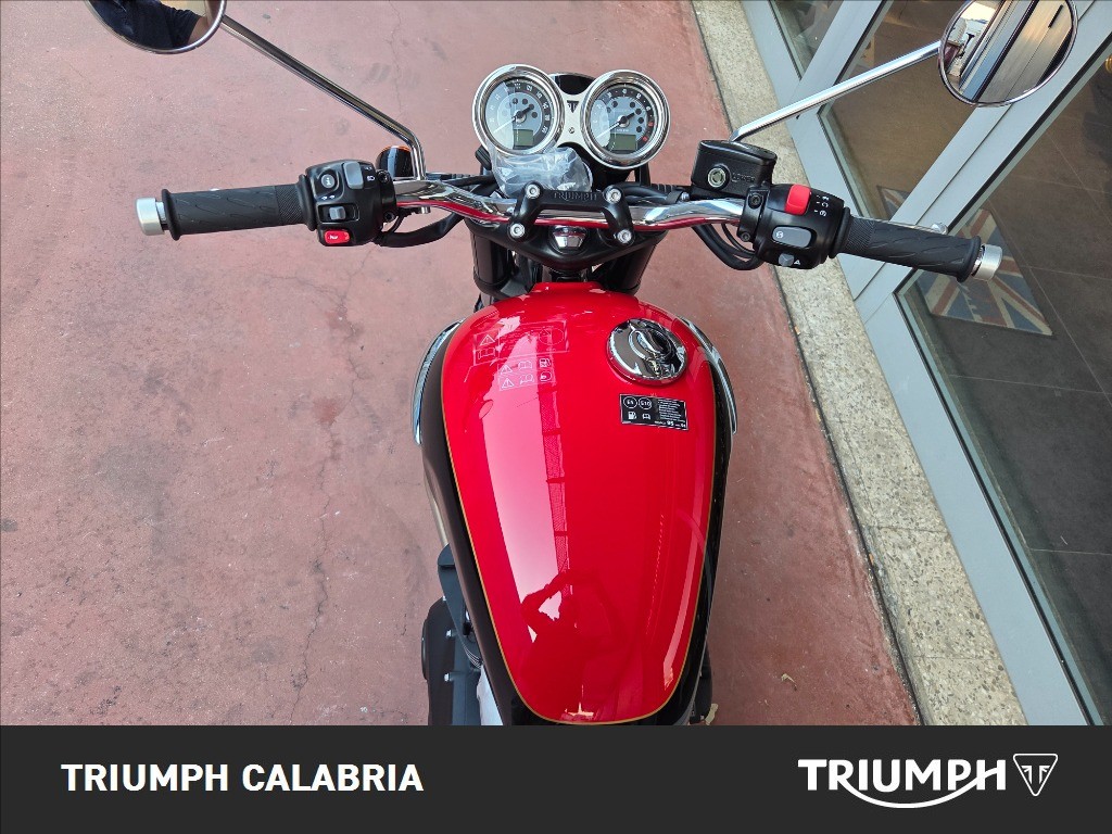TRIUMPH Bonneville 900 T100 