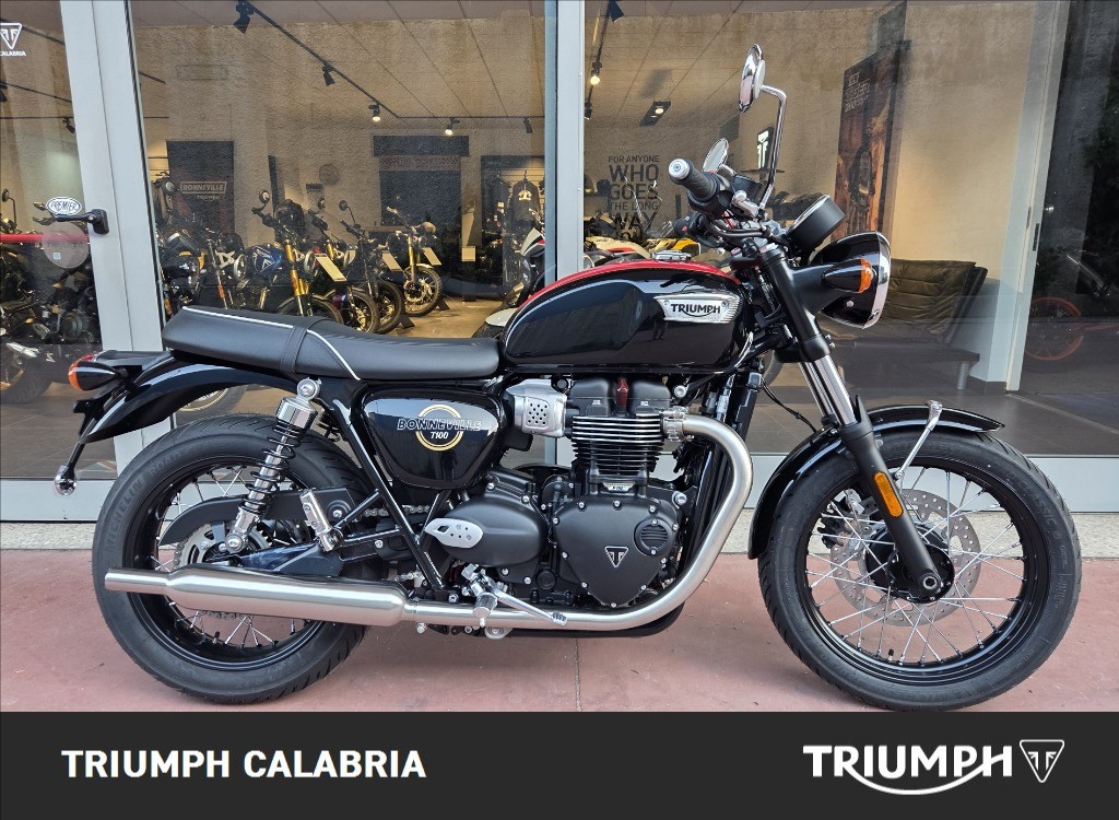 TRIUMPH Bonneville 900 T100 