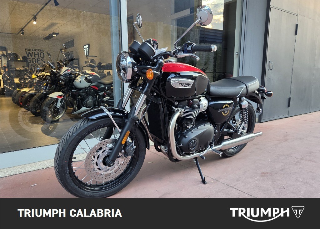 TRIUMPH Bonneville 900 T100 