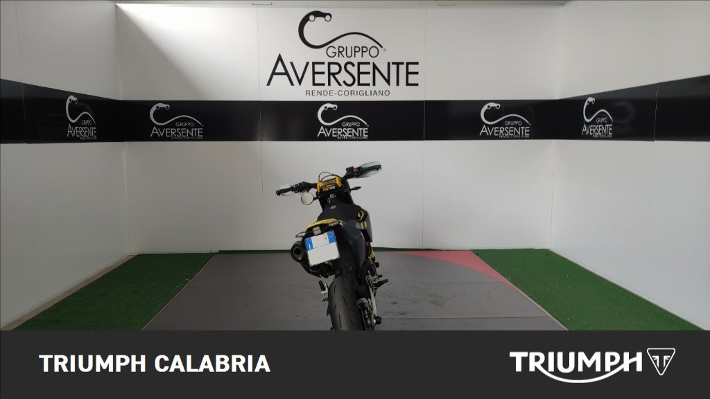 HUSQVARNA Supermoto 701 4T 