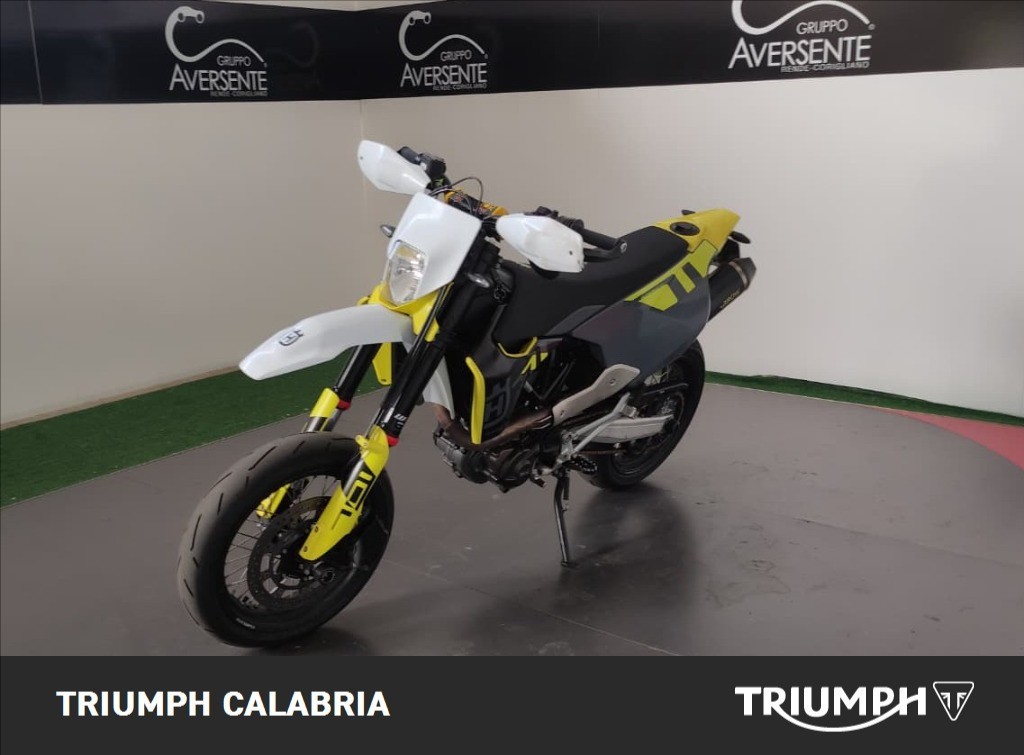 HUSQVARNA Supermoto 701 4T 
