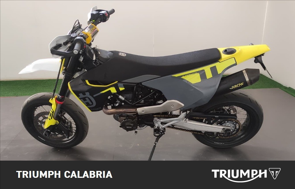 HUSQVARNA Supermoto 701 4T 