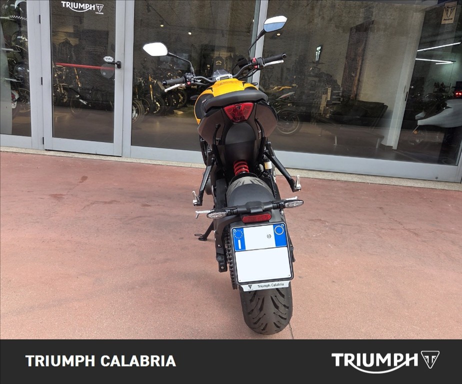 TRIUMPH Trident 660 Cosmic Yellow / Sapphire Black Abs