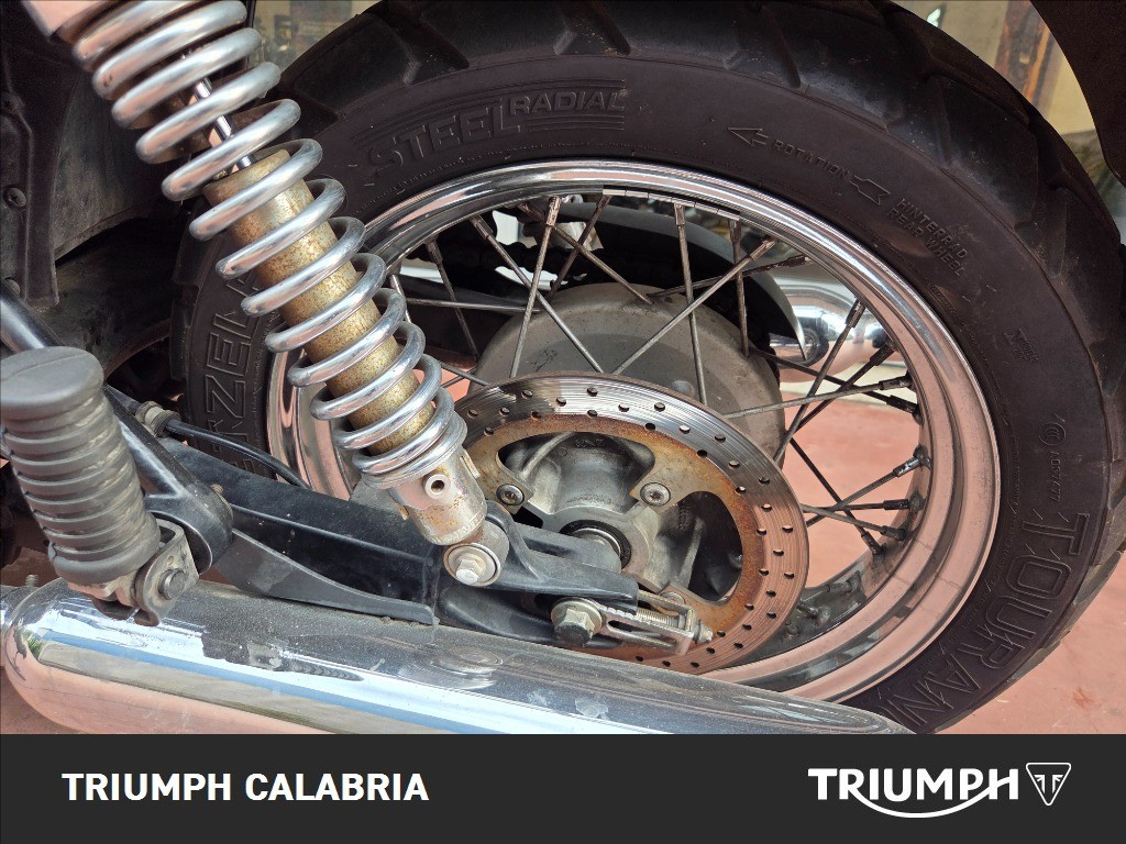 TRIUMPH Bonneville 865 Black