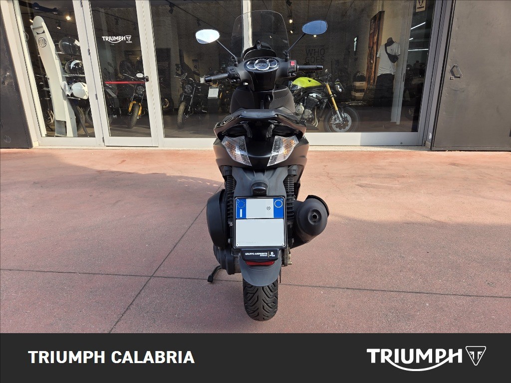 PIAGGIO Beverly 300 ie