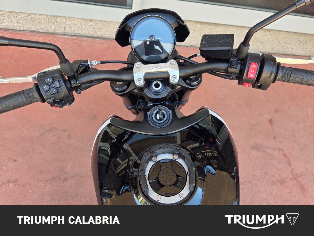 TRIUMPH Trident 660 Cobalt Blue / Sapphire Black Abs