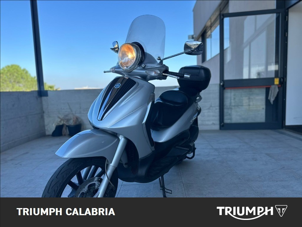 PIAGGIO Beverly 250 